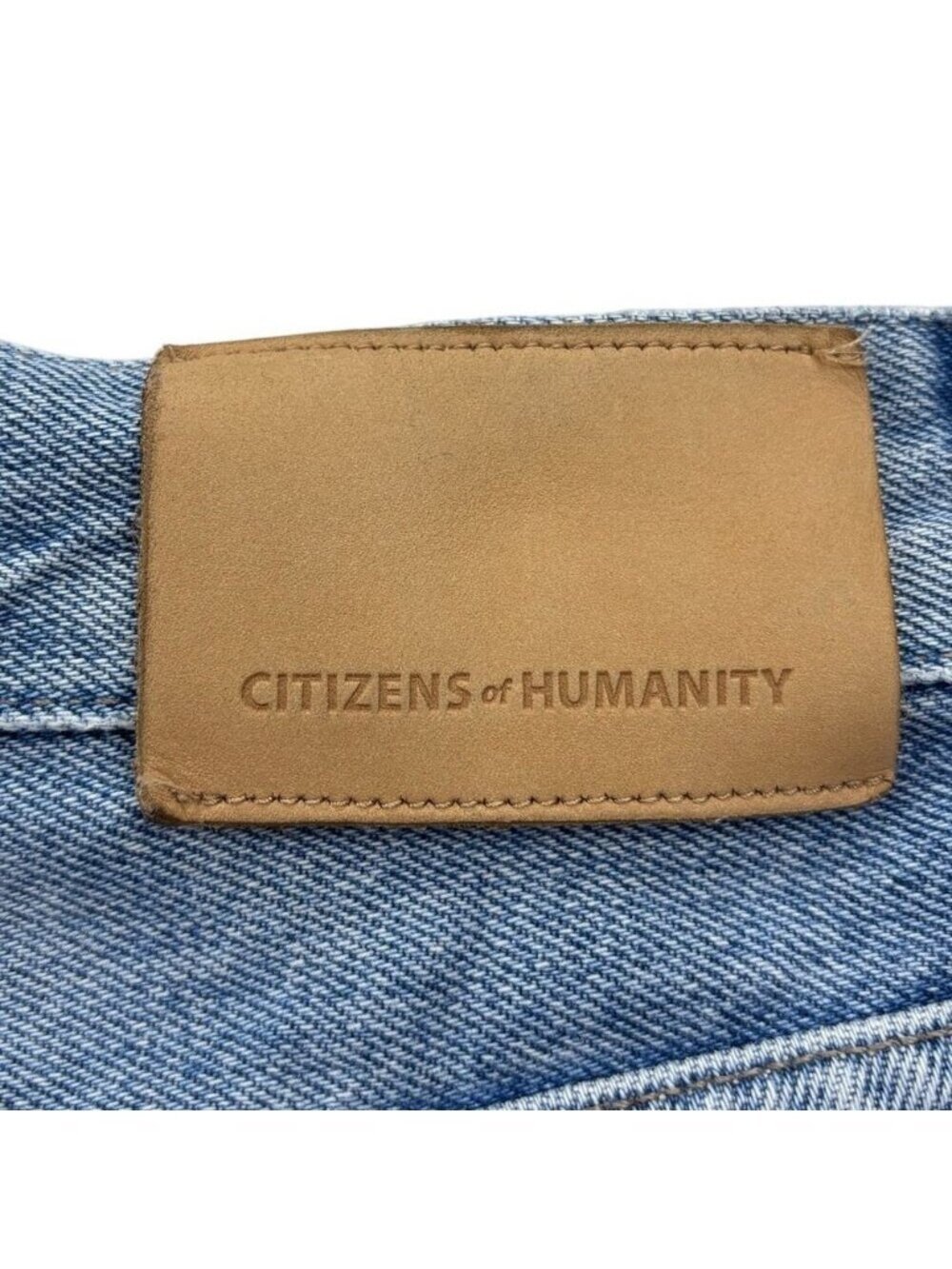 Citizens of Humanity Camilla Frayed Hem Short In Vanja - Picture 6 of 7